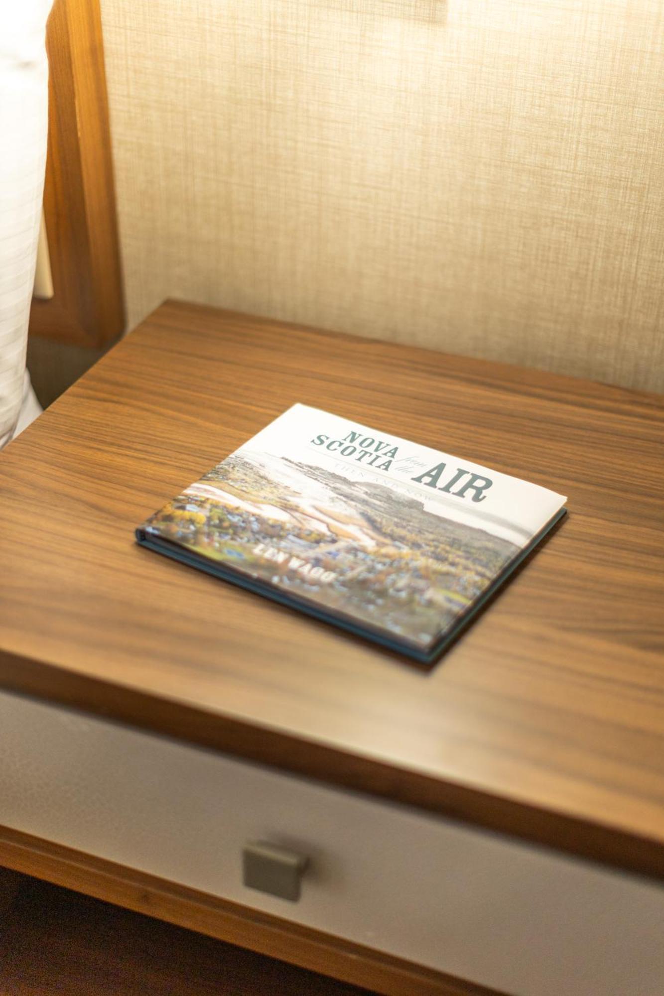 เดอะ ลอร์ด เนลสัน โฮเต็ล แอนด์ สวีท Hotel ฮาลิแฟกซ์ ภายนอก รูปภาพ